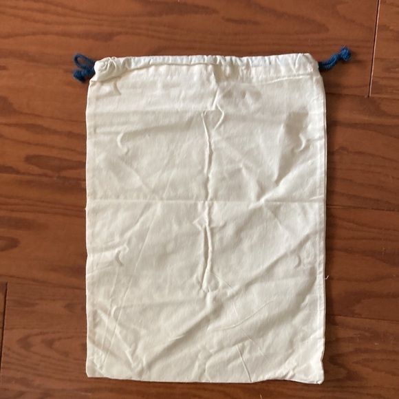 Pour LA Victoire Dust Bag- 14.5” x 10.25” - Picture 4 of 4